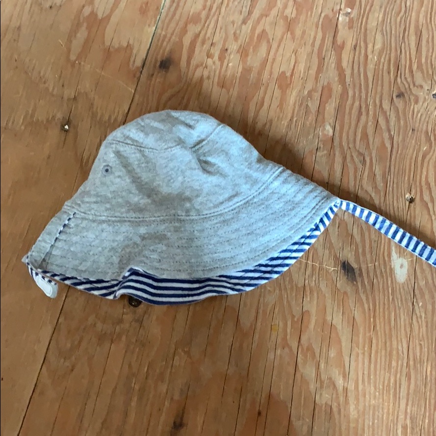 Reversible Gap Hat